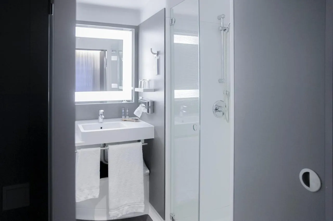 Novotel Suites Wien City Donau Hotel