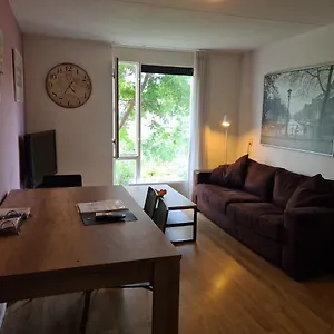 Johan's B&b, Dakterras & Goedkoop Parkeren - Sinds 2014 Проживание в семье Амстердам