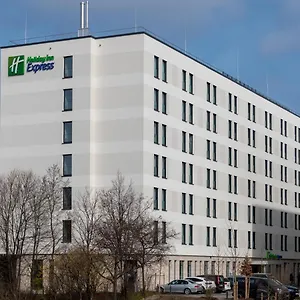 holiday-inn-express-munich-north-an-ihg.getmunichhotels.com/