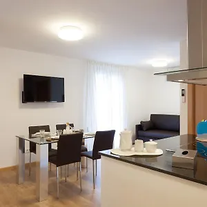 Casa Codina Апартаменты Барселона