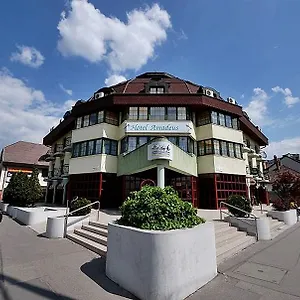hotellátogatás