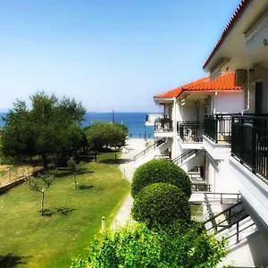 https://miramare-hotel-neos-marmaras.hotelschalkidiki.net