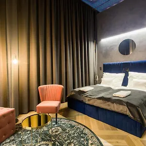 hotellátogatás