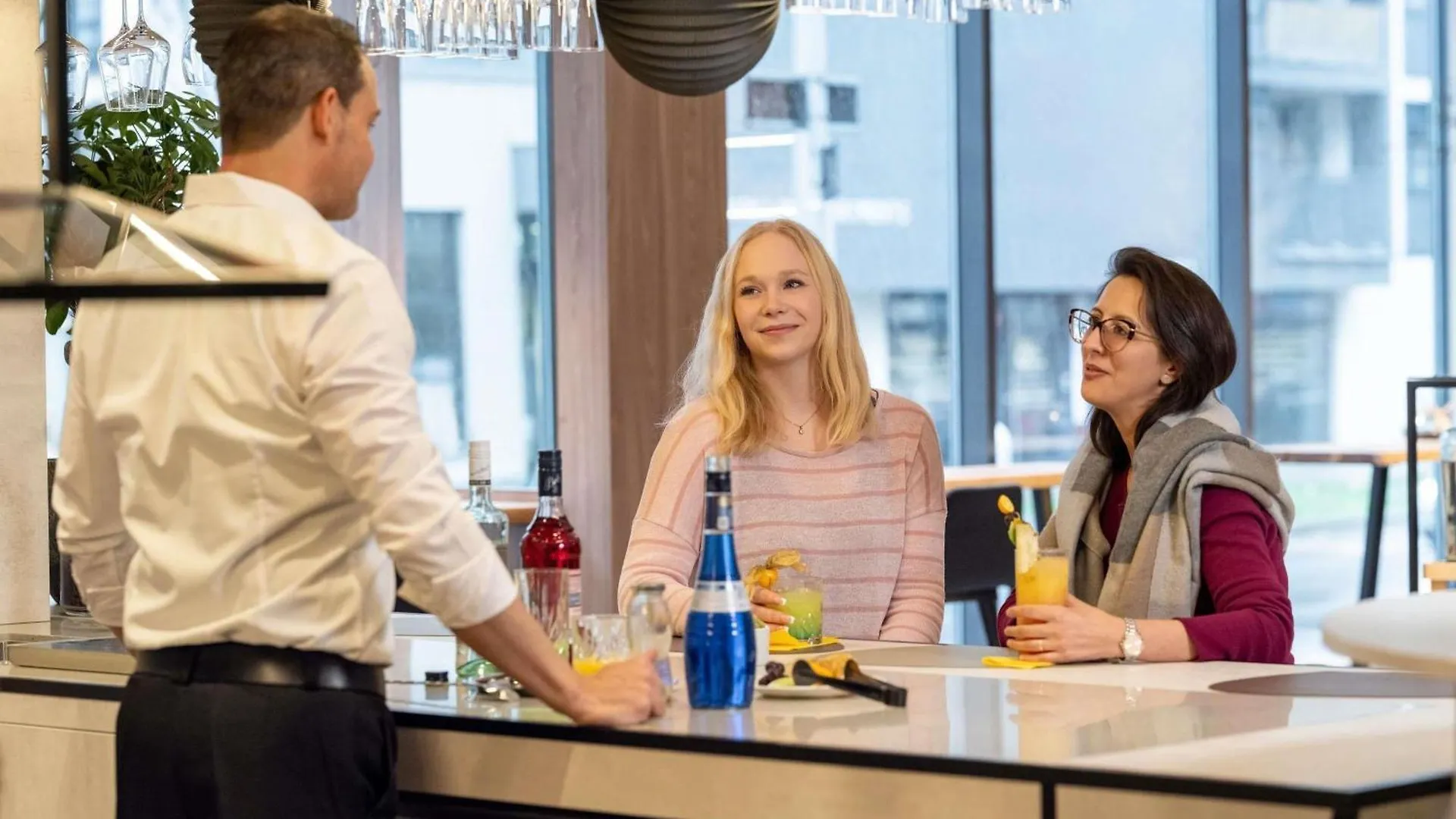 **** Отель Novotel Suites Wien City Donau Австрия